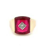 10K Gold Red Stone Ring